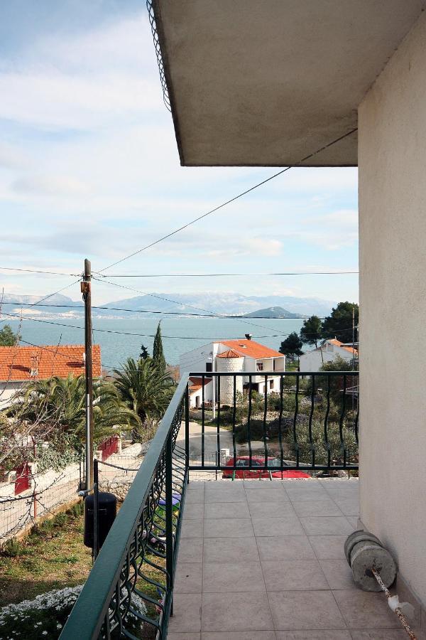 Apartments By The Sea Slatine, Ciovo - 1126 Trogir Exterior foto